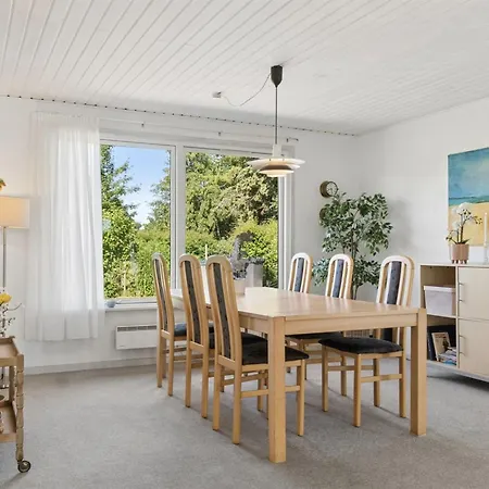 Velena - 150m From The Sea By Interhome Vakantiehuis *